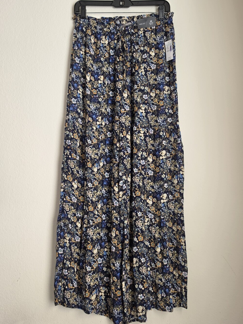 Maurices Navy Blue Yellow Floral Flowy Wide Leg Palazzo Pants Size Medium New - Picture 1 of 10